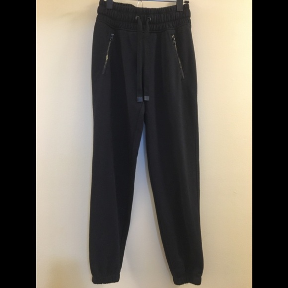 Athleta Black Bounce Joggers cc. - Picture 7 of 12